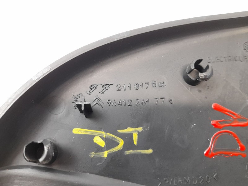 Recambio de moldura para citroën c3 i (fc_, fn_) 1.4 16v hdi referencia OEM IAM 9641226177  