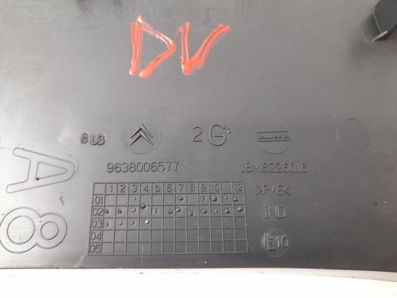 Recambio de moldura para citroën c3 i (fc_, fn_) 1.4 16v hdi referencia OEM IAM 9638006577  
