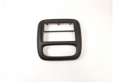 Recambio de moldura para nissan nv300 kombi (x82) 1.6 dci 125 referencia OEM IAM 682603912R  