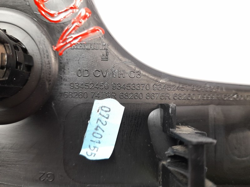 Recambio de moldura para nissan nv300 kombi (x82) 1.6 dci 125 referencia OEM IAM 93452450  