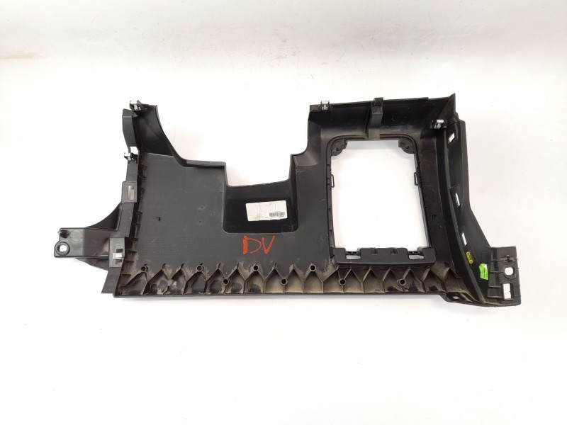 Recambio de moldura para nissan nv300 kombi (x82) 1.6 dci 125 referencia OEM IAM 689219800R  