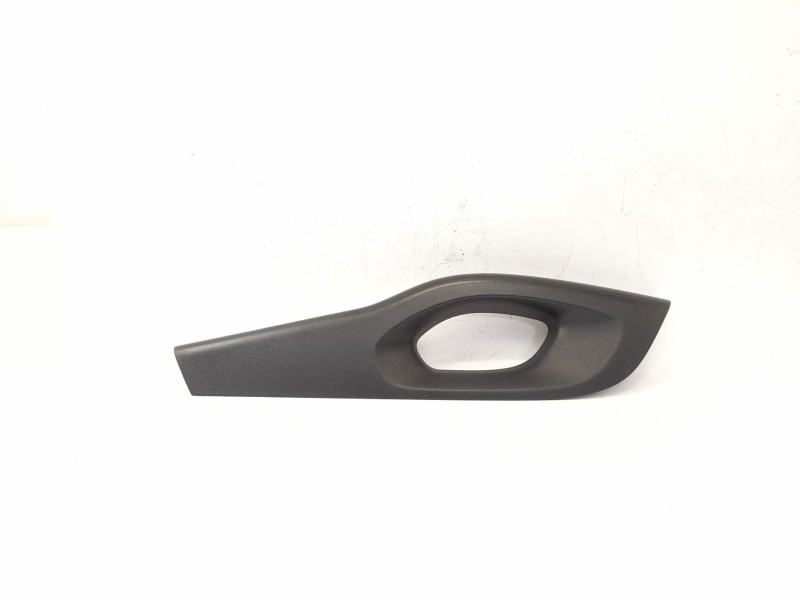 Recambio de moldura para nissan nv300 kombi (x82) 1.6 dci 125 referencia OEM IAM 809600891R  