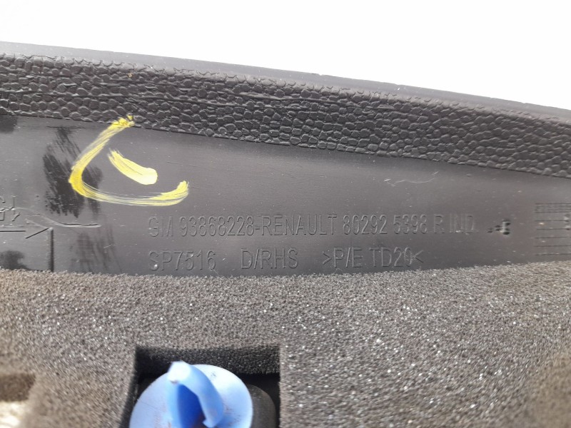 Recambio de moldura para nissan nv300 kombi (x82) 1.6 dci 125 referencia OEM IAM 802925398R  