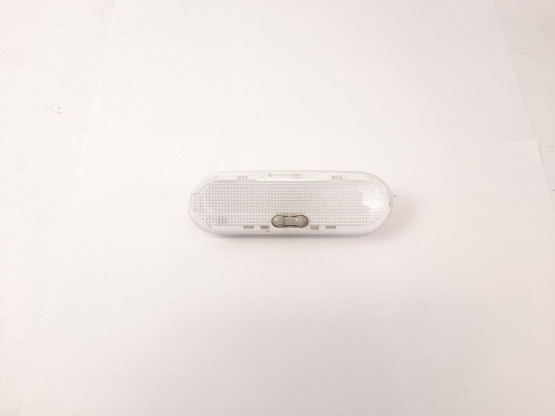 Recambio de luz interior para nissan nv300 kombi (x82) 1.6 dci 125 referencia OEM IAM 8200439421  