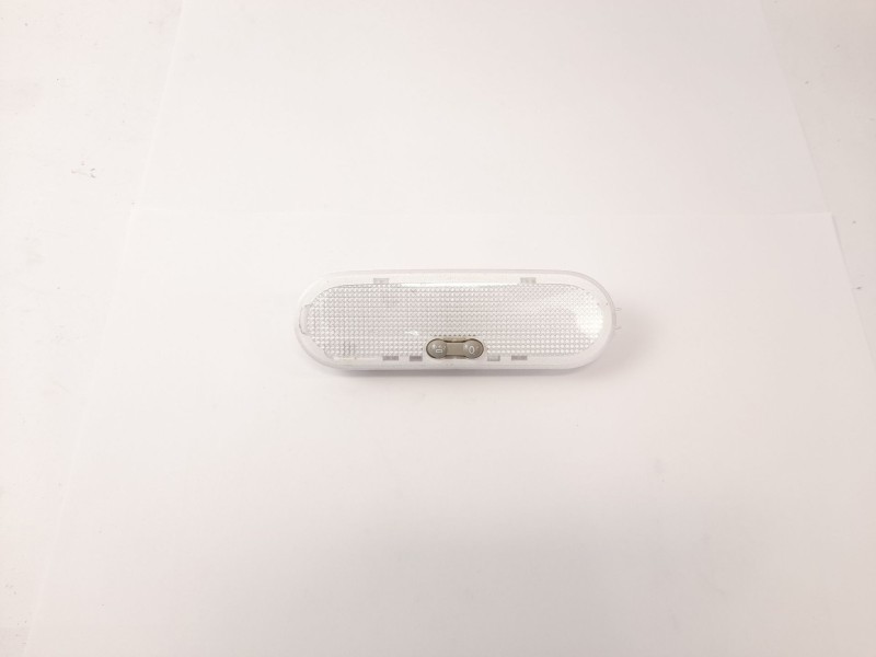 Recambio de luz interior para nissan nv300 kombi (x82) 1.6 dci 125 referencia OEM IAM 8200439421  
