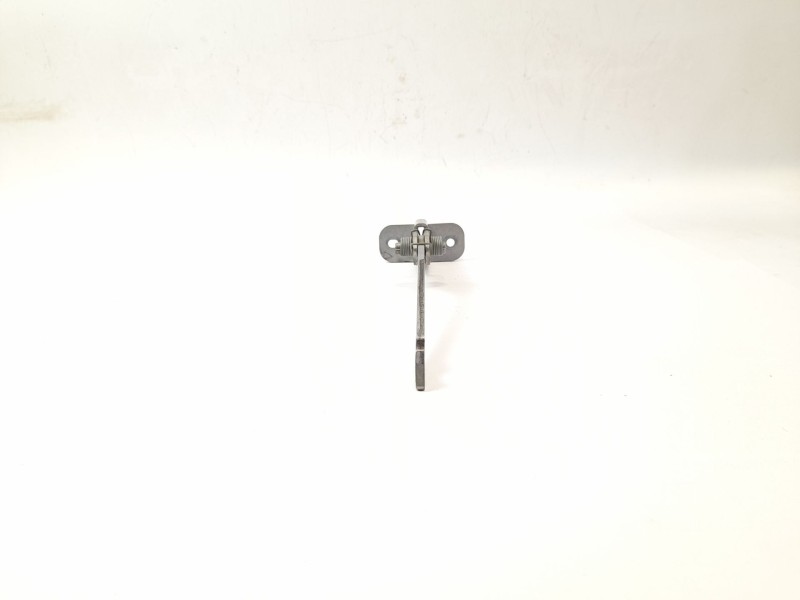 Recambio de retenedor puerta para nissan nv300 kombi (x82) 1.6 dci 125 referencia OEM IAM 04999R  