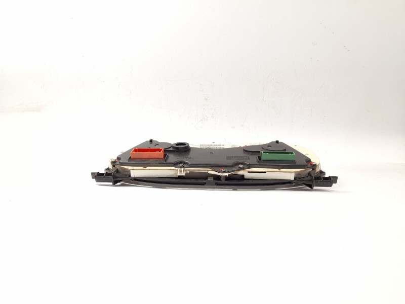 Recambio de cuadro instrumentos para renault trafic ii furgón (fl) 2.5 dti referencia OEM IAM P8200390132  