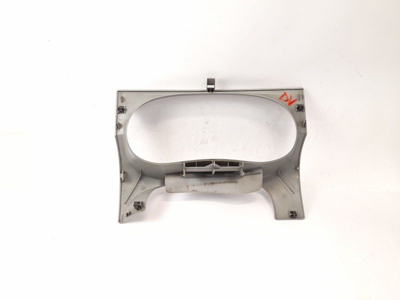 Recambio de moldura para renault trafic ii furgón (fl) 2.5 dti referencia OEM IAM 8200004607  