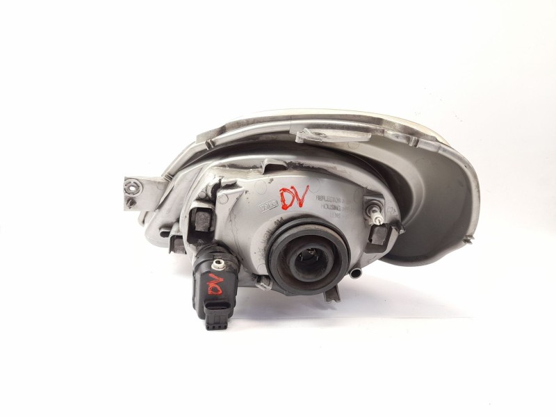 Recambio de faro derecho para renault trafic ii furgón (fl) 2.5 dti referencia OEM IAM 7700311372  