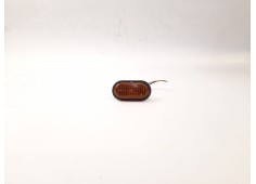 Recambio de piloto lateral derecho para renault trafic ii furgón (fl) 2.5 dti referencia OEM IAM 7700847333  