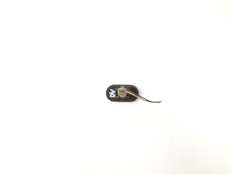 Recambio de piloto lateral derecho para renault trafic ii furgón (fl) 2.5 dti referencia OEM IAM 7700847333  