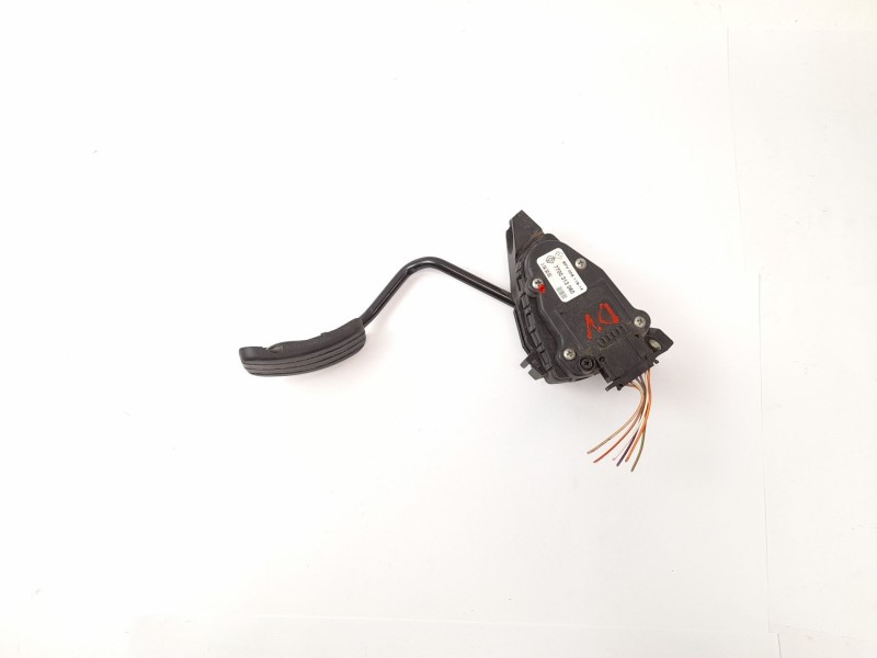 Recambio de pedal acelerador para renault trafic ii furgón (fl) 2.5 dti referencia OEM IAM 7700313060  
