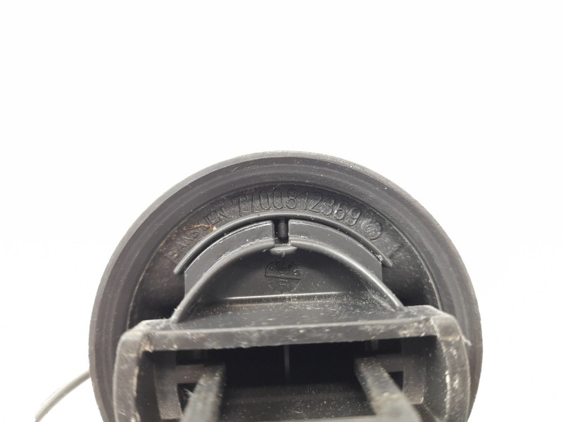 Recambio de tapon combustible para renault trafic ii furgón (fl) 2.5 dti referencia OEM IAM 7700812369  