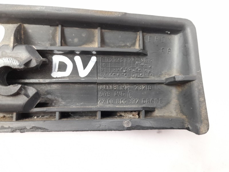 Recambio de moldura para renault express furgoneta/monovolumen (f40_, g40_) 1.6 d (f404) referencia OEM IAM 7700806337  
