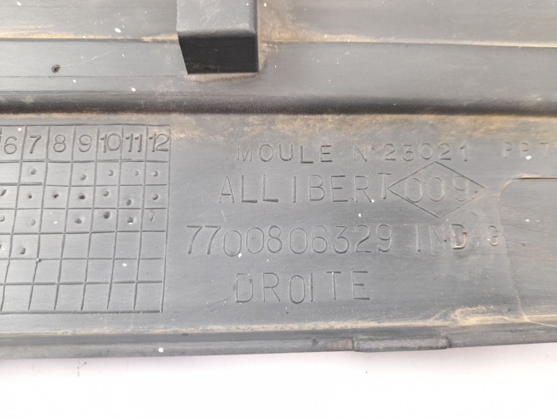 Recambio de moldura para renault express furgoneta/monovolumen (f40_, g40_) 1.6 d (f404) referencia OEM IAM 7700806329  