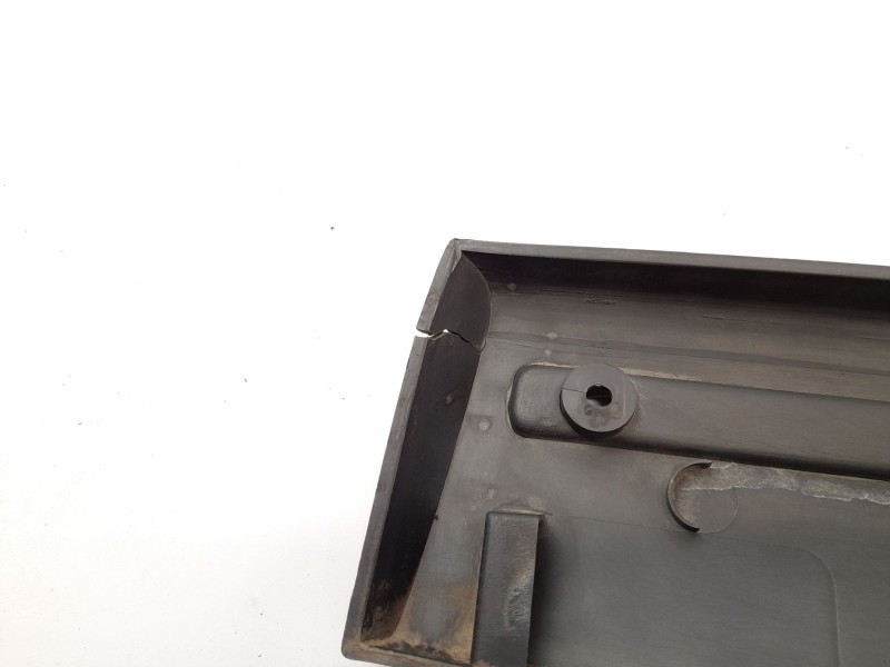 Recambio de moldura para renault express furgoneta/monovolumen (f40_, g40_) 1.6 d (f404) referencia OEM IAM 7700806331  