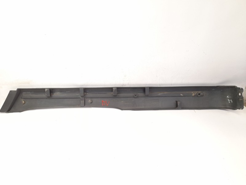 Recambio de moldura para renault express furgoneta/monovolumen (f40_, g40_) 1.6 d (f404) referencia OEM IAM 7700806335  