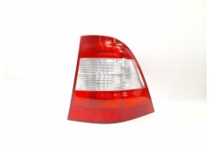 Recambio de piloto trasero derecho para mercedes-benz clase m (bm 163) 4.0 400 cdi (163.128) referencia OEM IAM 22335600  