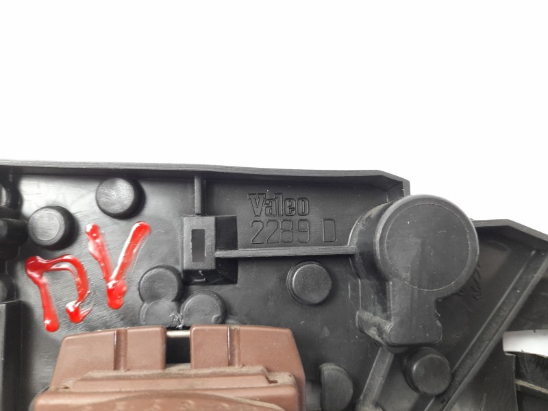 Recambio de portalamparas para peugeot 406 coupé (8c) 2.0 16v referencia OEM IAM 2289D  