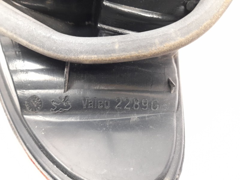 Recambio de piloto trasero izquierdo para peugeot 406 coupé (8c) 2.0 16v referencia OEM IAM 2289G  