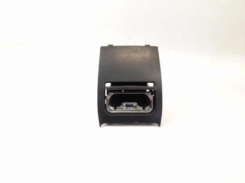 Recambio de cenicero para peugeot 406 coupé (8c) 2.0 16v referencia OEM IAM 9618086877  