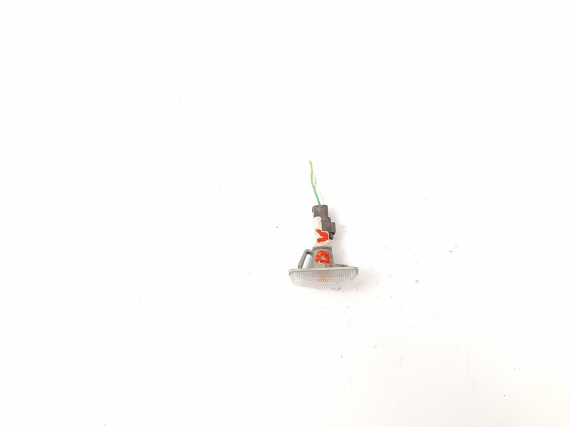 Recambio de piloto lateral izquierdo para peugeot 406 coupé (8c) 2.0 16v referencia OEM IAM 33073312  