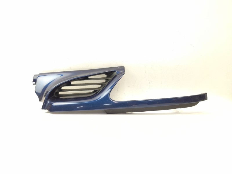 Recambio de rejilla delantera para renault megane i classic (la0) 1.9 dti (la08, la0n) referencia OEM IAM 7700834200  