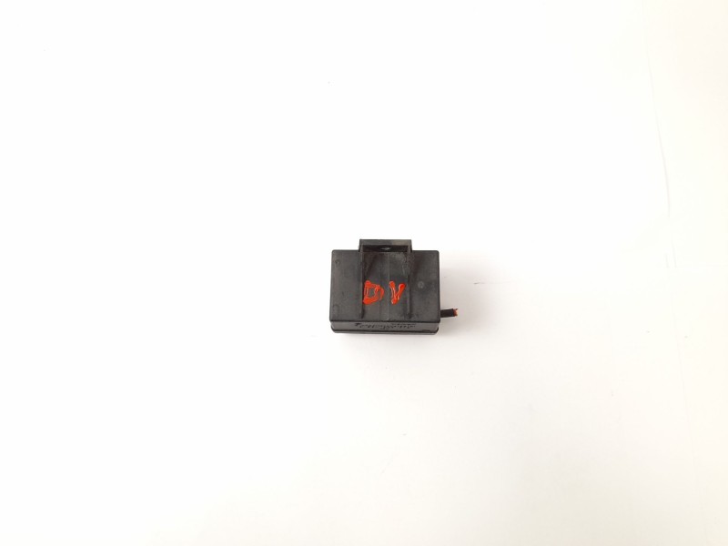 Recambio de caja precalentamiento para citroën jumpy 1.9 d referencia OEM IAM 0281003012  