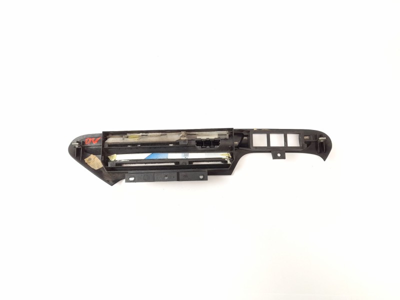 Recambio de moldura para citroën jumpy 1.9 d referencia OEM IAM 1478529077  