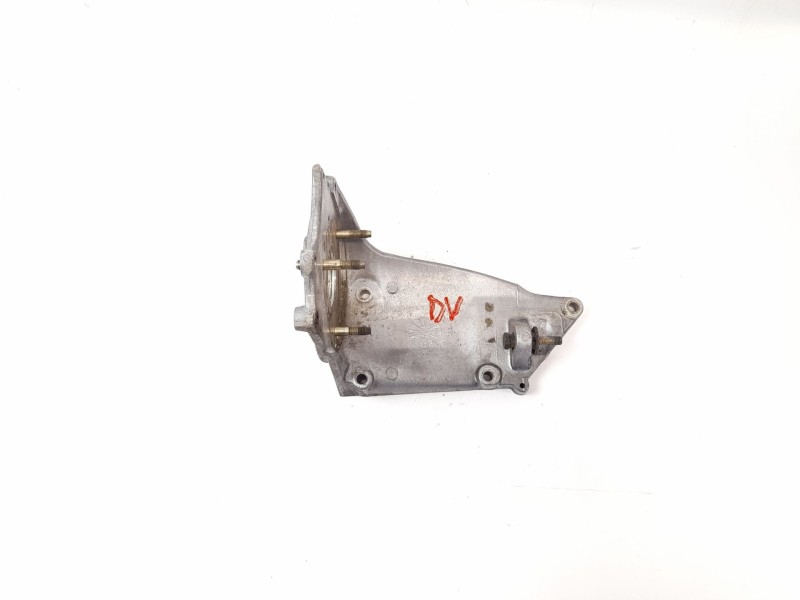 Recambio de soporte bomba inyeccion para citroën jumpy 1.9 d referencia OEM IAM   
