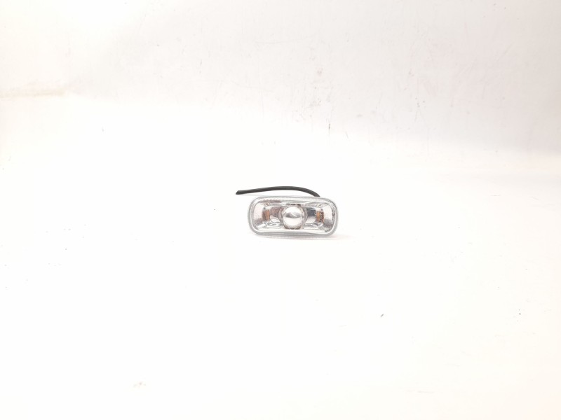 Recambio de piloto lateral izquierdo para audi a4 avant (8e) 1.8 t referencia OEM IAM 8E0949127  