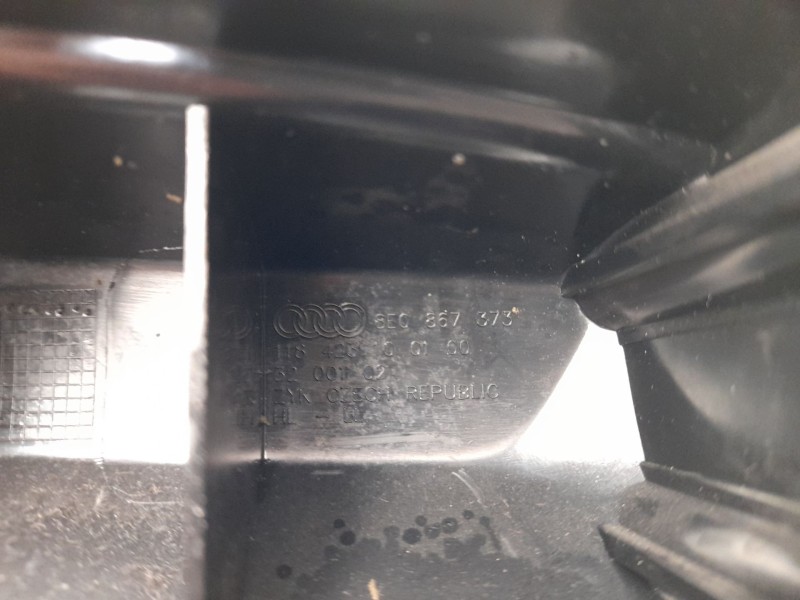 Recambio de moldura para audi a4 avant (8e) 1.8 t referencia OEM IAM 8E0867373  