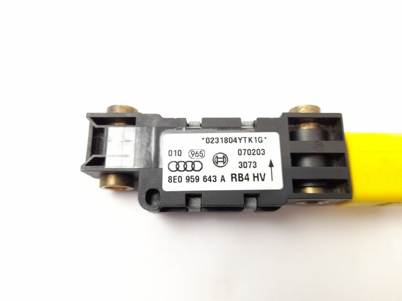 Recambio de sensor de impacto para audi a4 avant (8e) 1.8 t referencia OEM IAM 8E0959643A  