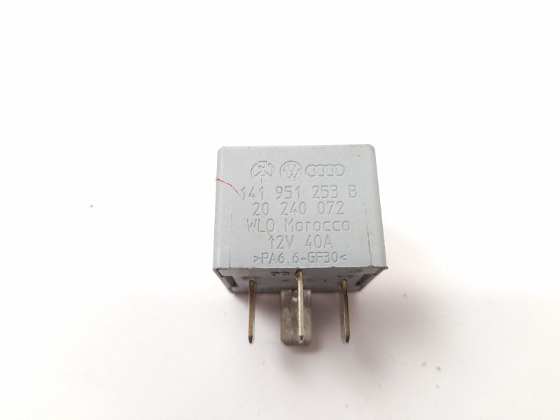 Recambio de rele para audi a4 avant (8e) 1.8 t referencia OEM IAM 141951253B  