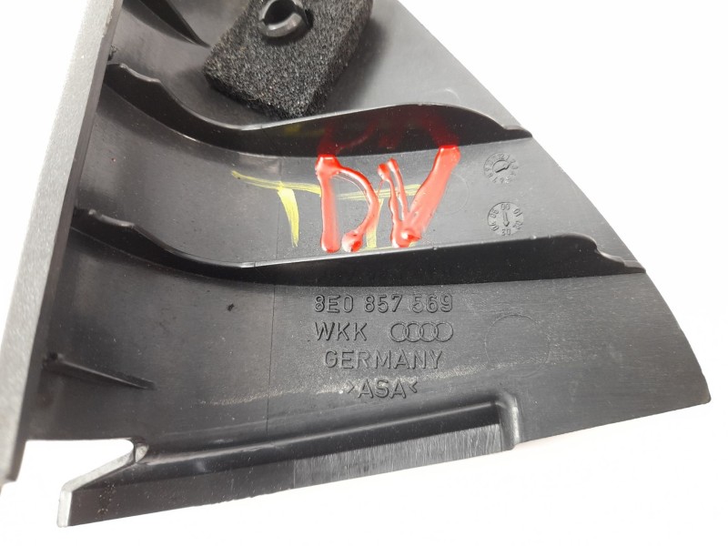 Recambio de moldura para audi a4 avant (8e) 1.8 t referencia OEM IAM 8E0857569  