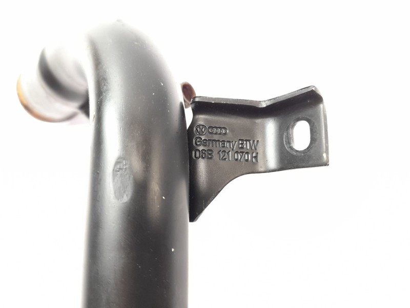 Recambio de tubo para audi a4 avant (8e) 1.8 t referencia OEM IAM 06B121070H  