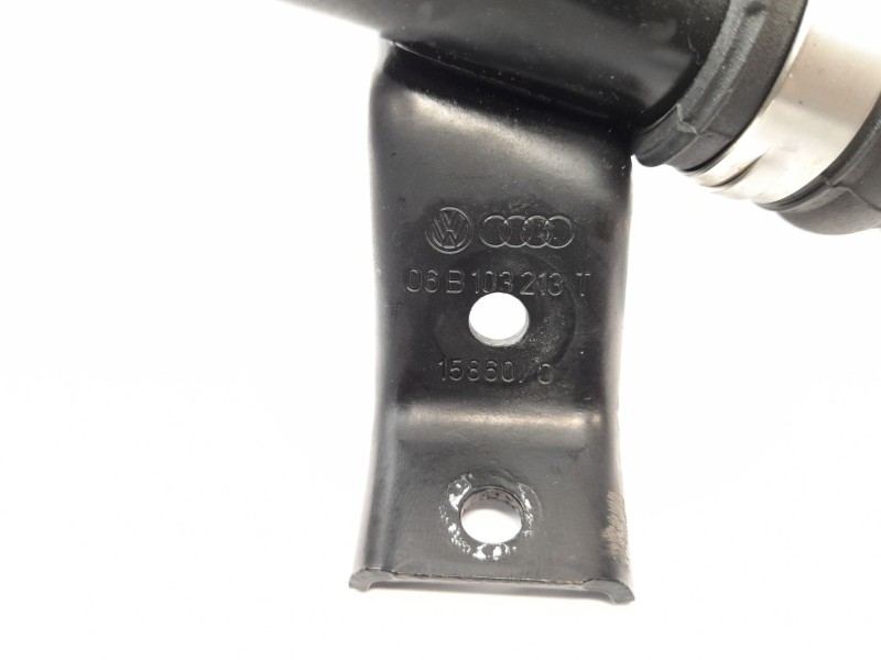 Recambio de tubo para audi a4 avant (8e) 1.8 t referencia OEM IAM 06B103213T  