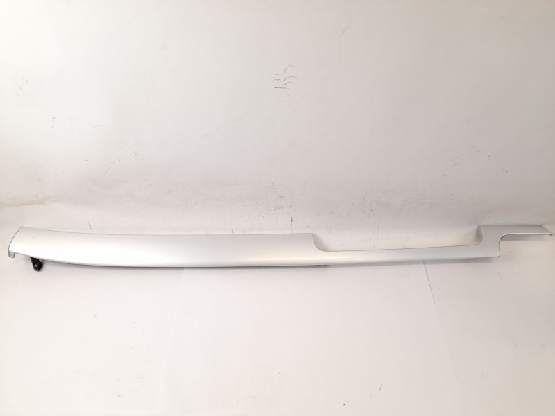 Recambio de moldura para audi a4 avant (8e) 1.8 t referencia OEM IAM 8E1853190  