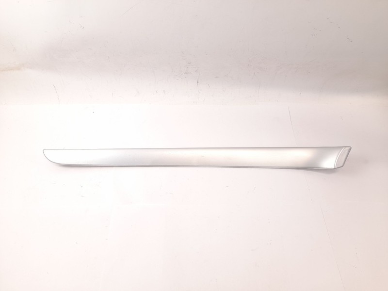 Recambio de moldura para audi a4 avant (8e) 1.8 t referencia OEM IAM 8E0867409  