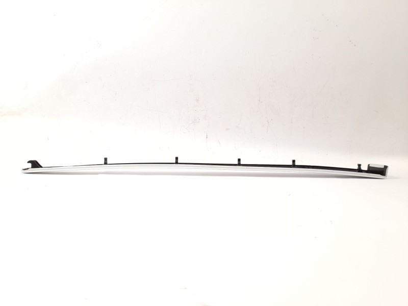 Recambio de moldura para audi a4 avant (8e) 1.8 t referencia OEM IAM 8E0867420  