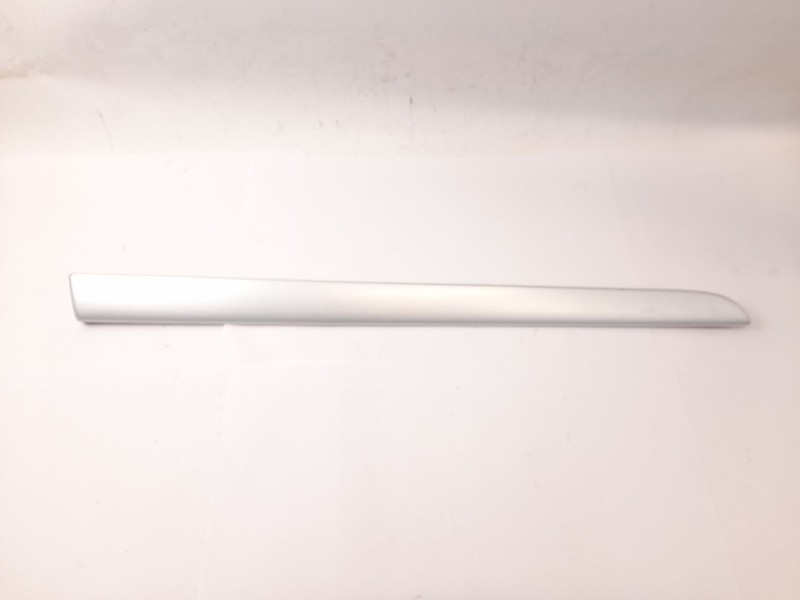 Recambio de moldura para audi a4 avant (8e) 1.8 t referencia OEM IAM 8E0867419  
