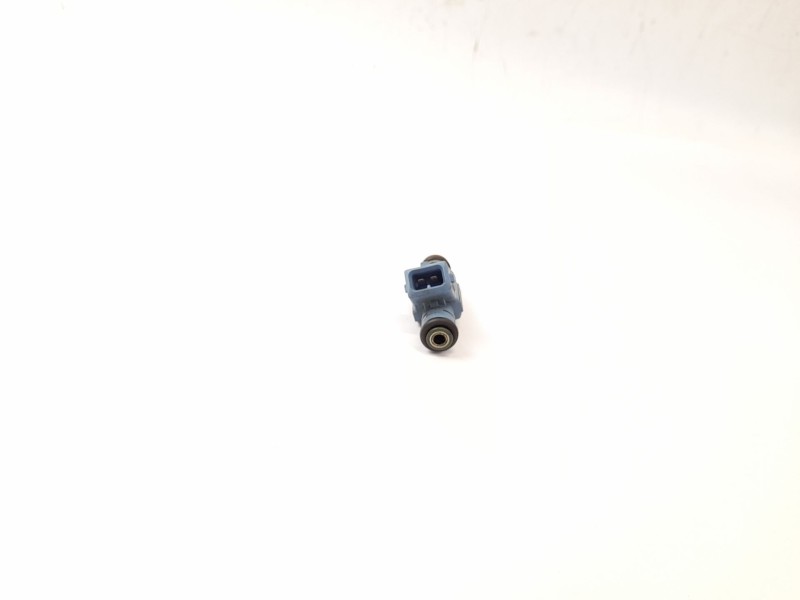 Recambio de inyector para audi a4 avant (8e) 1.8 t referencia OEM IAM 06B133551N  