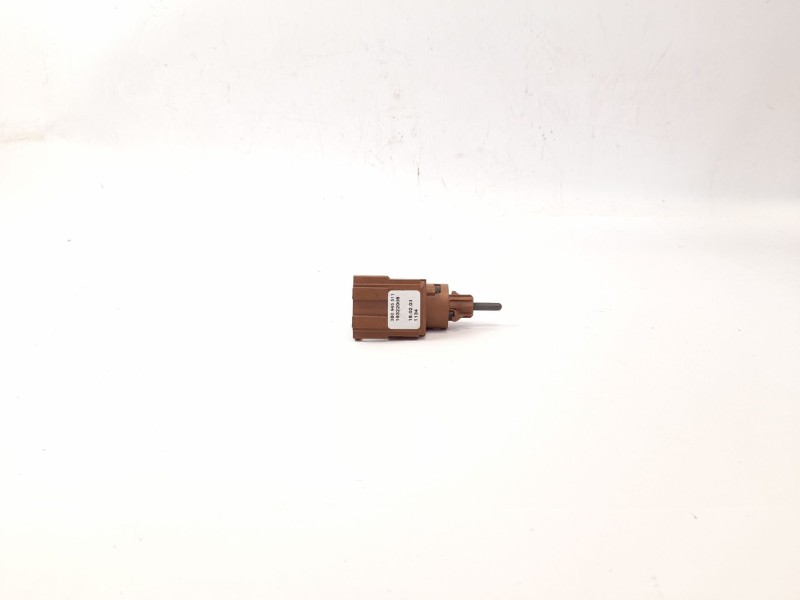 Recambio de interruptor para audi a4 avant (8e) 1.8 t referencia OEM IAM 3B0945511  