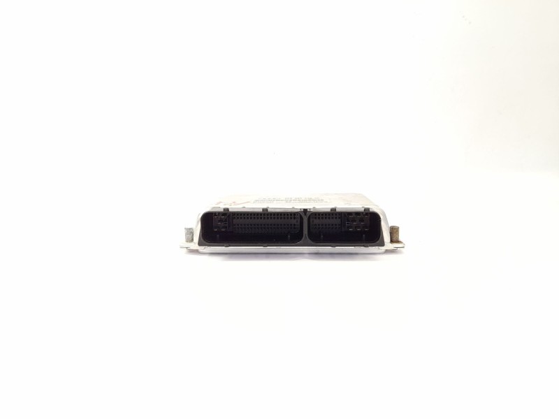 Recambio de centralita motor uce para audi a4 avant (8e) 1.8 t referencia OEM IAM 8E0909518AA  