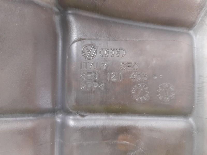 Recambio de deposito expansion para audi a4 avant (8e) 1.8 t referencia OEM IAM 8E0121403  