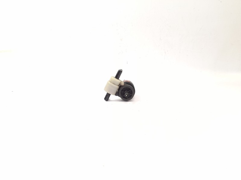 Recambio de bomba limpia para audi a4 avant (8e) 1.8 t referencia OEM IAM   