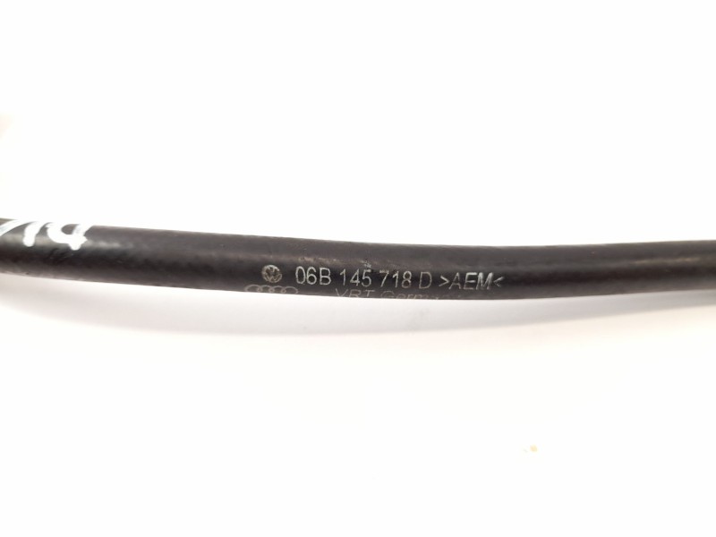 Recambio de tubo para audi a4 avant (8e) 1.8 t referencia OEM IAM 06B145718D  