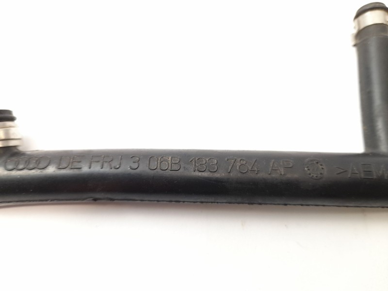 Recambio de tubo para audi a4 avant (8e) 1.8 t referencia OEM IAM 06B133784AP  