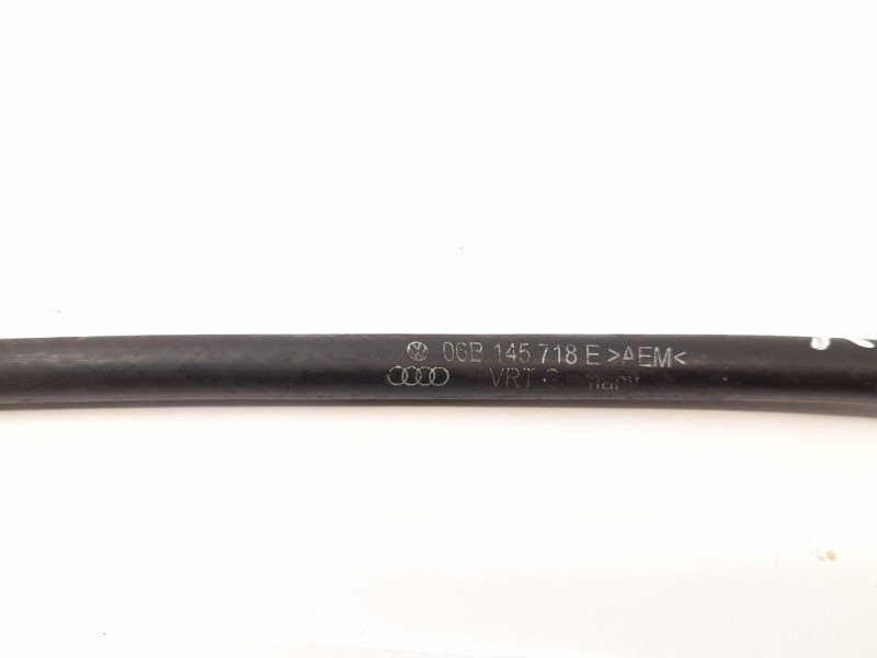 Recambio de tubo para audi a4 avant (8e) 1.8 t referencia OEM IAM 06B145718E  