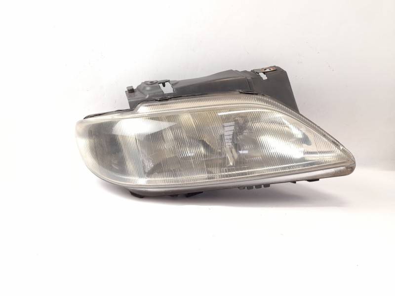 Recambio de faro derecho para citroën xsara coupé (n0) 2.0 hdi 90 referencia OEM IAM 37540748D  